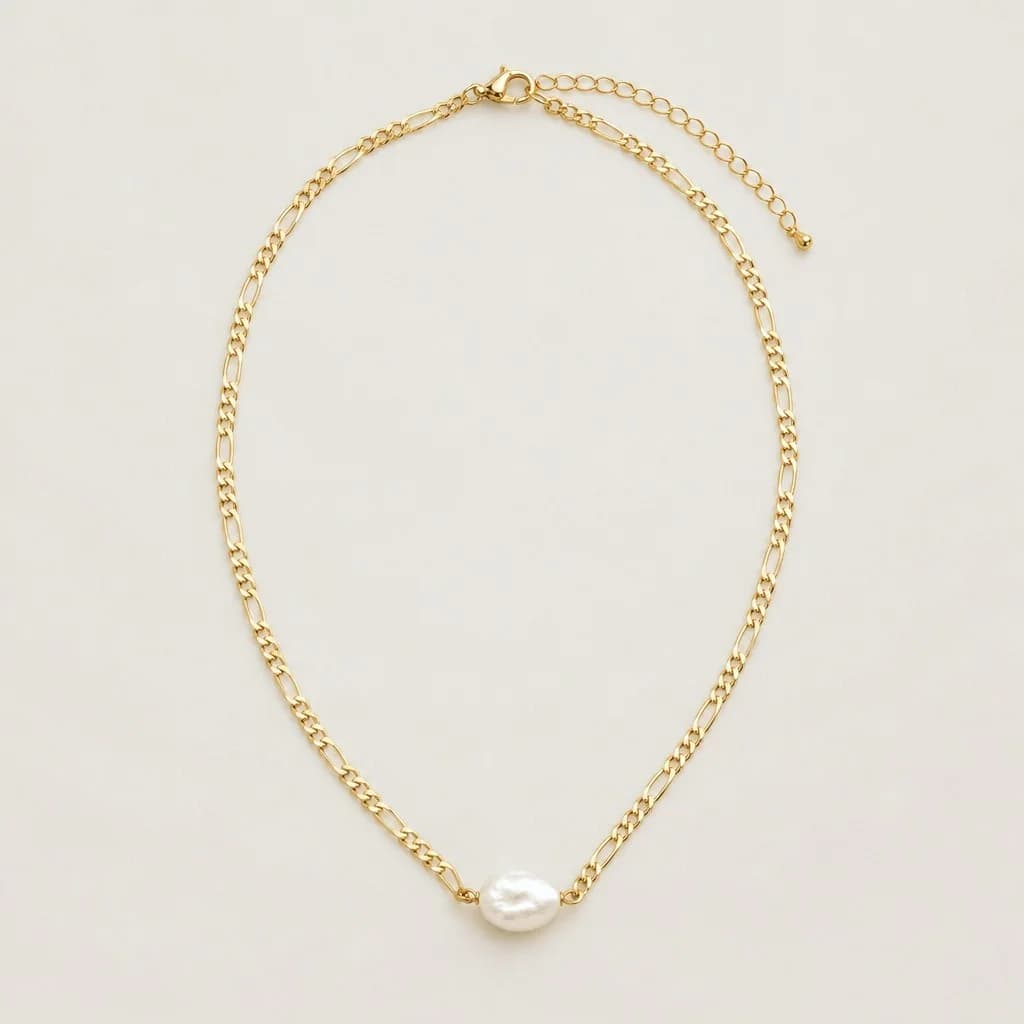 Sol Pearl Chain, studio shot