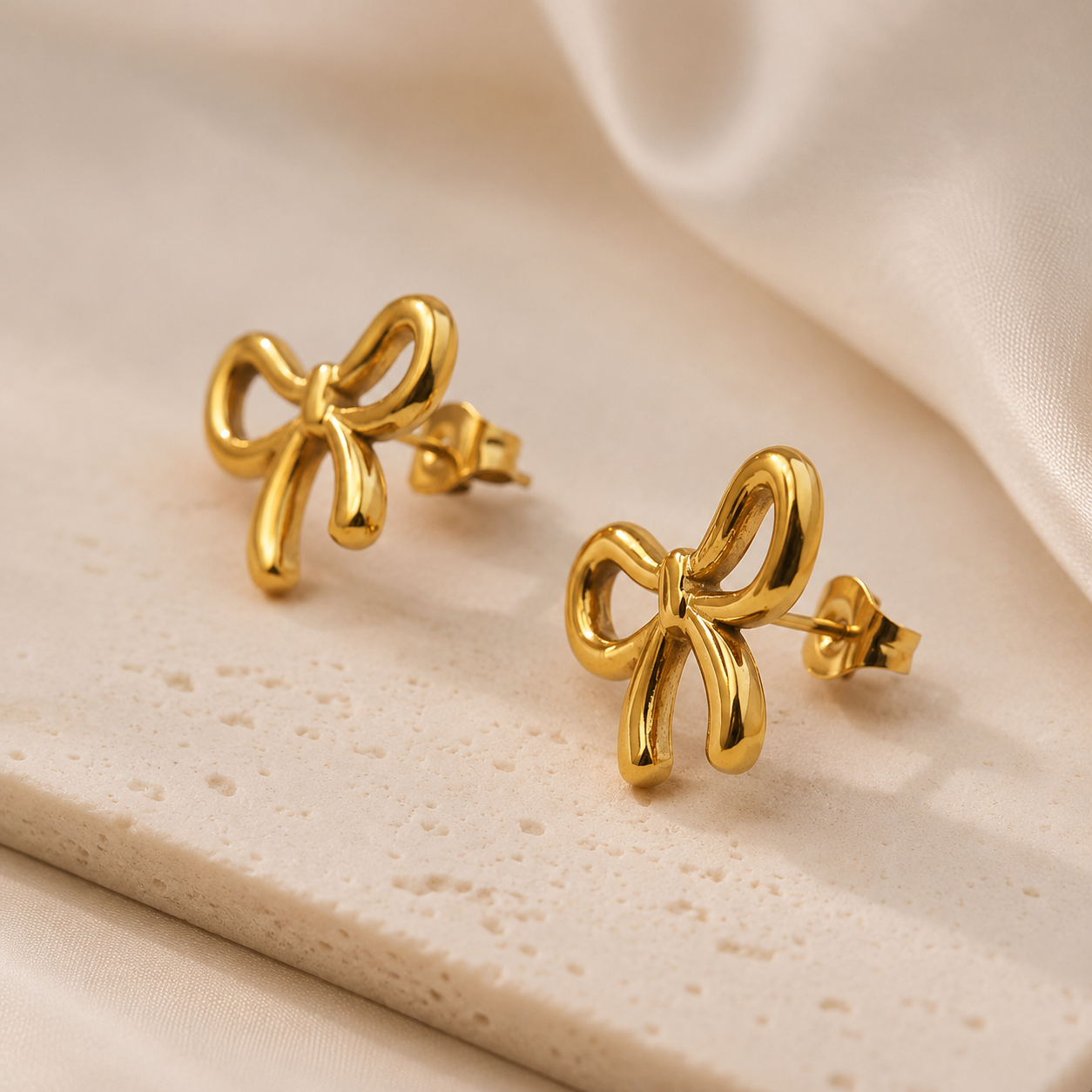 Gold bow,shaped earrings gold for everyday wear